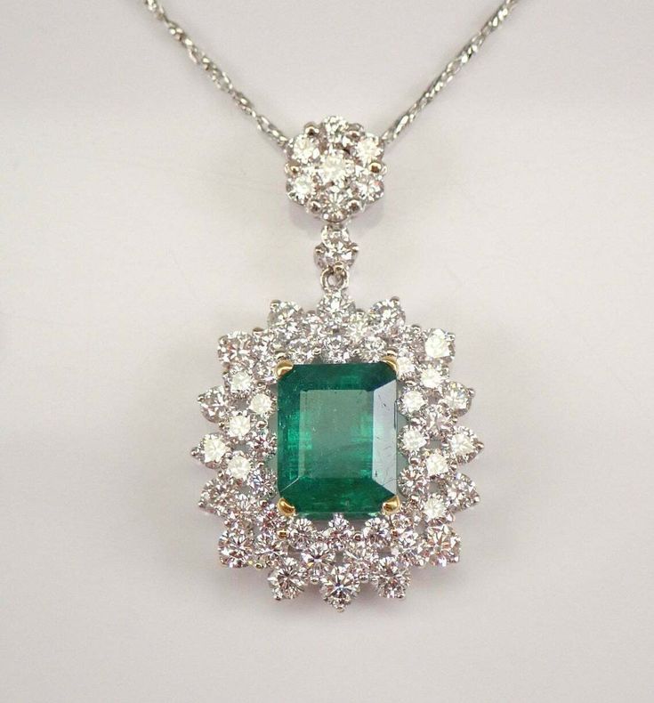 Emerald Heirloom Pendant
